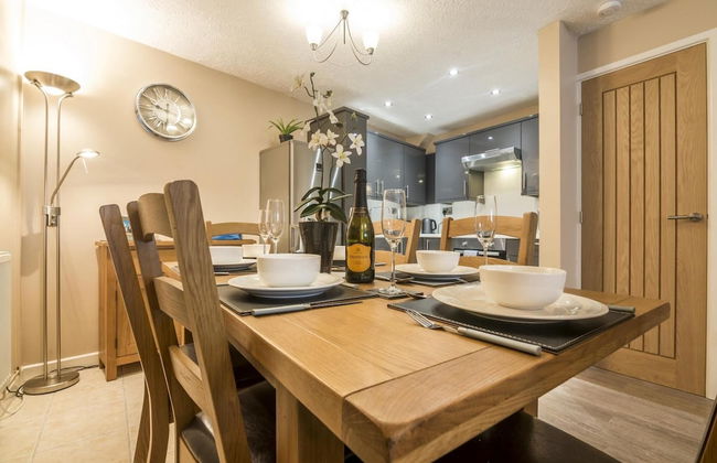 Harry s - 2 Bedroom Holiday Home - Tenby - Foto 3