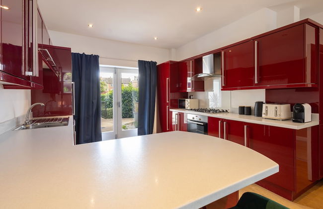 Host Stay Bond End - Photo 9