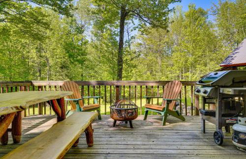 Saranac Lake Cabin with Deck Pets Welcome! - Foto 24