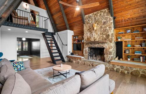 Echo Point - Pet-Friendly! Cozy Cabin Located Near Duncan Bridge Marina! - Foto 5