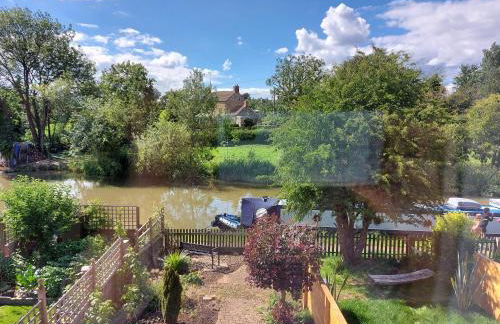 3-Bed Cottage Sleeps 4 20 mins to Northampton - Photo 4