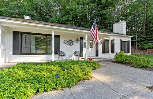 Hillside Cottage- Great Vacation Rental with Private Pool - Foto 7