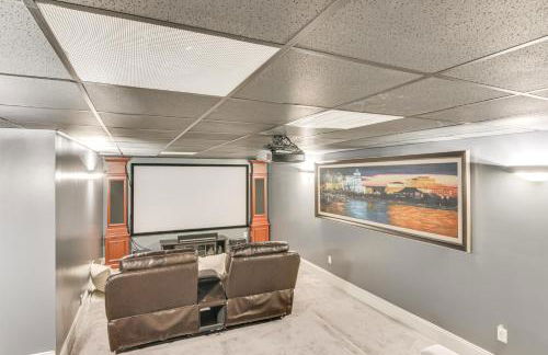 Dock and Home Theater Pet-Friendly Lake Wylie Home - Foto 31