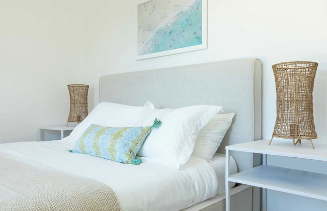 Avalon I by Avantstay Contemporary San Diego Condo w/ Large Patio - Foto 16