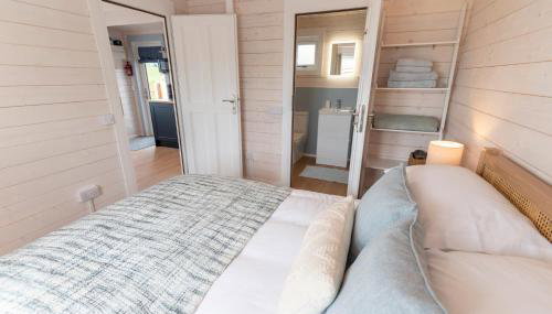 Aird Cabins - Photo 4