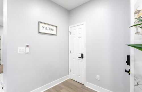 Modern Escape 3BR Apt with Parking - Foto 8