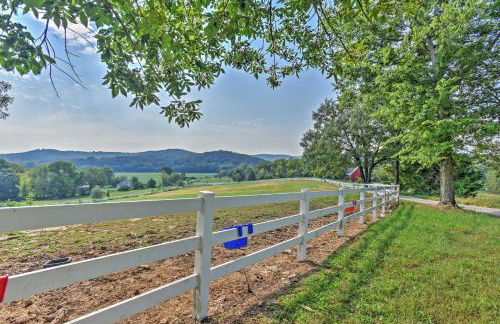 Hillside Cabin on 43 Acres with Private Lake and View! - Foto 22