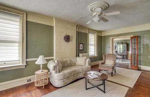 Historic Main Street Getaway - Foto 10