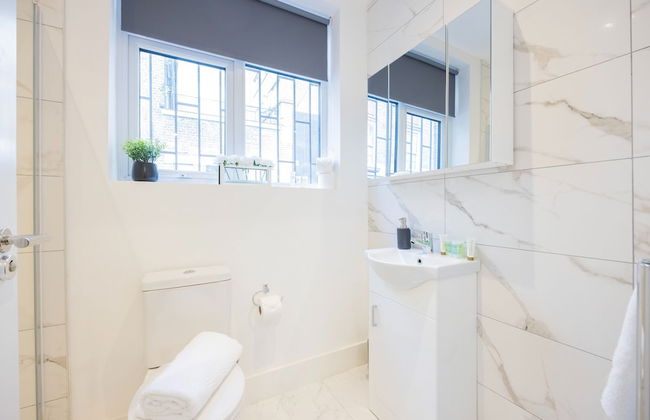 Stylish Block Of Apartments By AV Stays Croydon - Photo 36