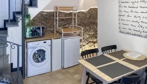 Cozy Apartment In Moneglia With Kitchen - Foto 2