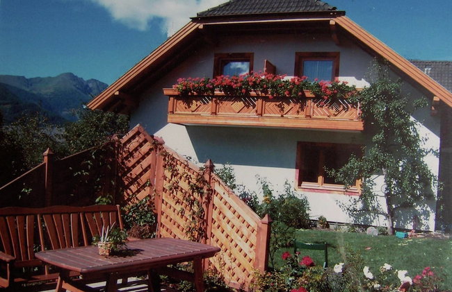 Apartment in Lungau Near Ski Bus and Forest - Foto 1