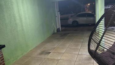 Aluguel casa com piscina no centro em Torres/RS - Foto 2