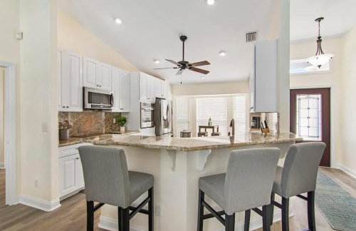 Beach Getaway - Private Heated Pool & 2 King Beds - Foto 28