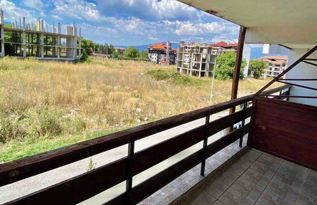 1 Bed Homey Two Floor Apartment - 200mbps Wi-fi! - Photo 11