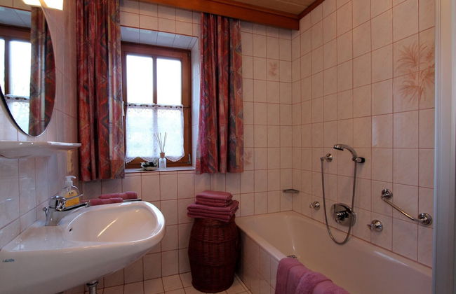 Serene Cottage in Neukirchen am Großvenediger near Ski Area - Foto 16