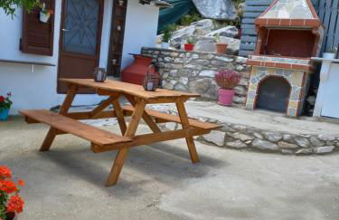 Panthea Residence - Photo 32