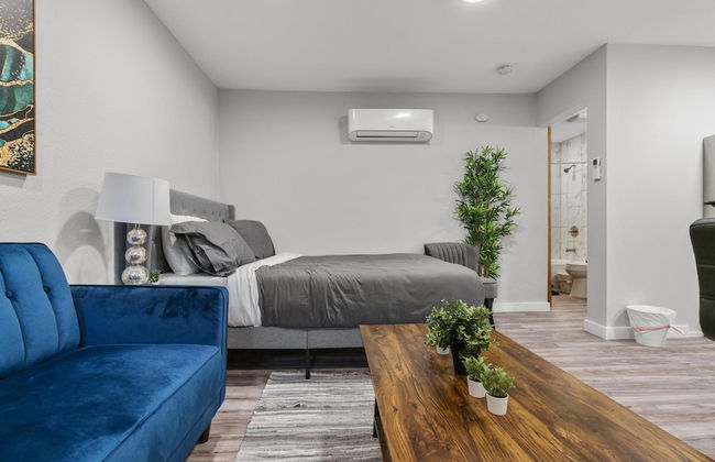 Stylish Studio Downtown Evonify - Foto 5