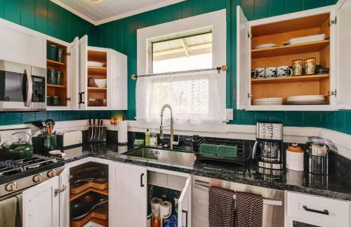 NEW - Hula House wAC- 3BR- Hilo Town - Foto 28