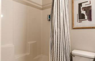 Stylish Portland 1BR w 90 WalkScore - Foto 14