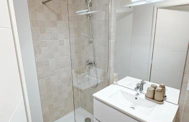 Aya - Renovated air-conditioned duplex with garden - Photo 6