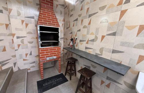 TRIPLEX piscina churrasqueira lava e seca Wi-Fi e 2 TVs em Condomínio com 90m2 no centro de Ubatuba - Foto 2