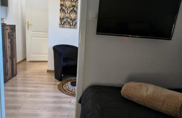 Apt FIONA1 Centrum700m Parking Bezpłatny Monitorowany Salon TV Sypialnia TV Kuchnia Łazienka Rekuperacja - Photo 12