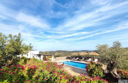 Casa Can Lluc con piscina, jardín y vista al campo - Foto 10