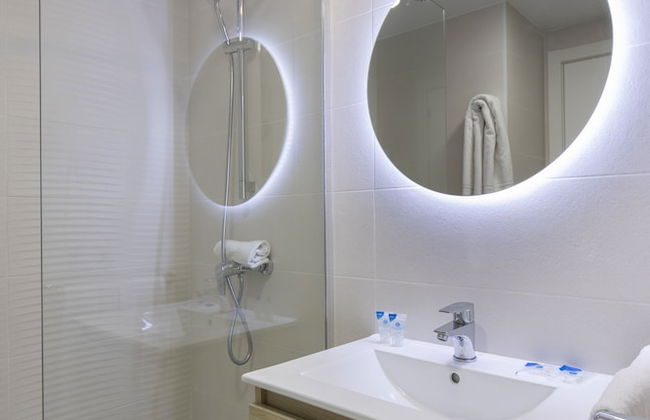 Aparthotel BCL Levante Beach - Photo 26