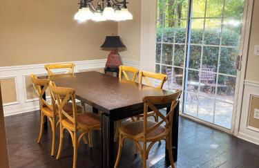 Beautiful and cozy house in Duluth! - Foto 21