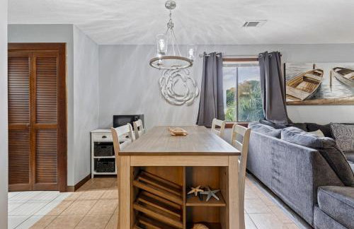 Spacious Modern Condo - 1st Floor - One Block to the Beach - Foto 20