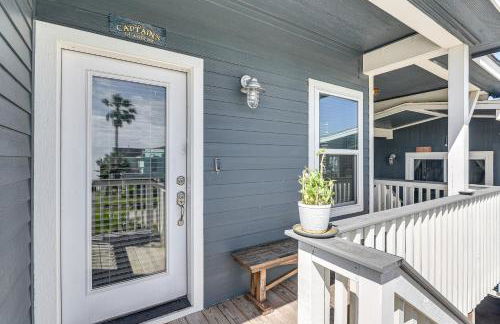 Walk to Sea Isle Beach Group Getaway with Deck! - Foto 31