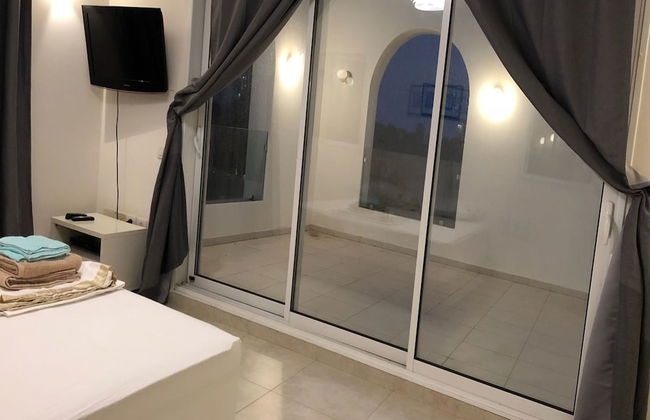 Villa with Garden near Beach - Photo 13