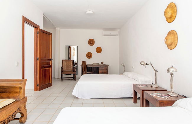 San Josep 6-bed Villa, Sleeps 14, Pool & Sea View - Photo 5