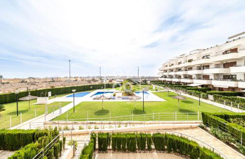 La Brisa del Mar 2BR app with seaview by OYOOSTAYS - Foto 1