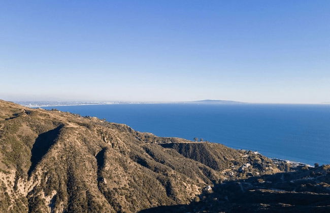 Castlewood by Avantstay Malibu Cliffside + View - Photo 65