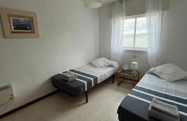 Piso primera línea de playa y vistas al mar en Cariño - Foto 18