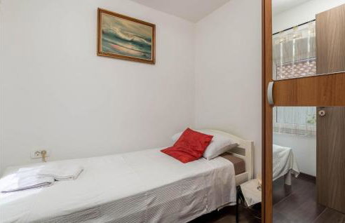 3 Bedroom Awesome Home In Jurdani - Foto 19