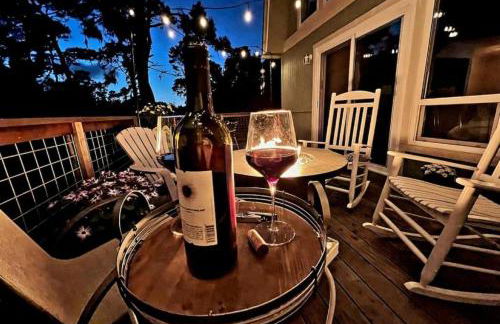 Forest Home with Deck, EV Station, King Beds - Foto 2