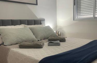 Apartamento Frente Shopping - Foto 11