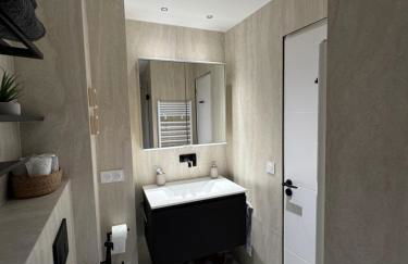 2 bedroom apartment renovated in the heart of Paris - Foto 6