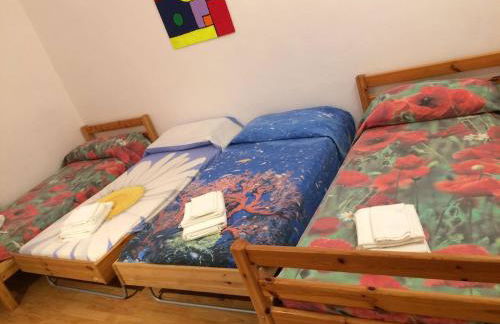 Al mare da Alfred and Cate - Ampio appartamento a due passi dal Centro Storico e dalla Stazione con AC - Foto 6