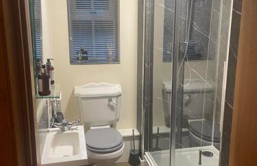 Woodbine Cottage-PART OF ALTON COTTAGES - Foto 13