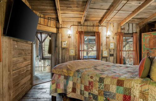 Mimi's Mother Pearl: Includes (2) 4-door UTV's - Foto 18