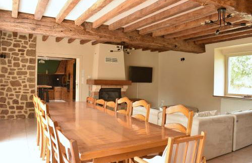 Gîte La Mancellière - Maison familiale 12-15 pers, grand jardin, jeux & pétanque - Pleine nature - Foto 7