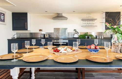 The Pine Lodge with Hot Tub and Games Room - Foto 14