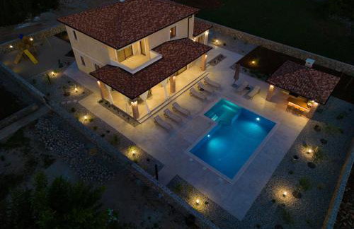 Beautiful Villa Vita Maris with heated pool - Foto 19