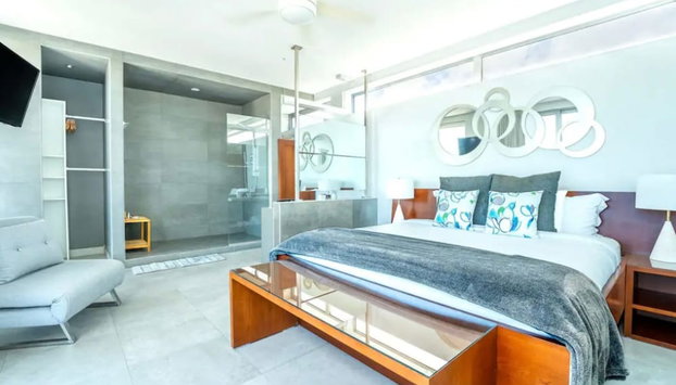 Entire Villa in Long Bay Beach - Foto 3, Habitación