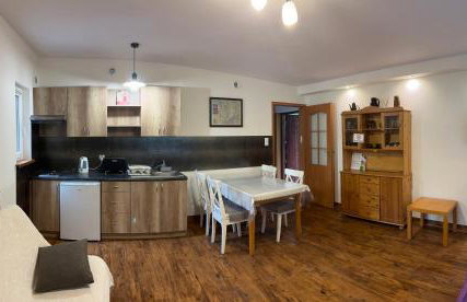 Domek pod świerkami 1 - Foto 1