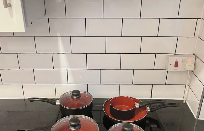 London Apartment - Sleeps 3-city Escape- Balcony - Foto 17