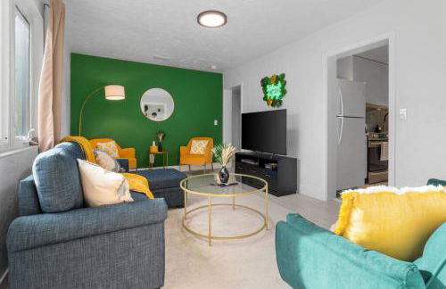 Smart Bungalow: 10-min to UF, Central Location - Foto 5